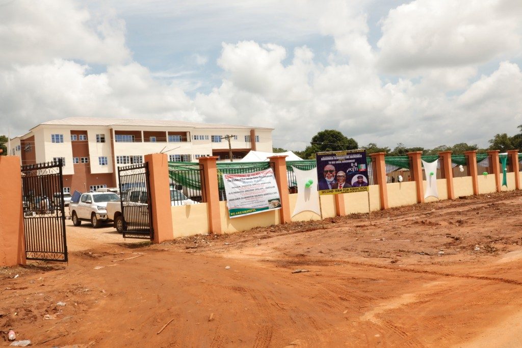 COMMISIONING OF MOTHER AND CHILD HOSPITAL IN IFON ONDO STATE BY SSAP - SDGs